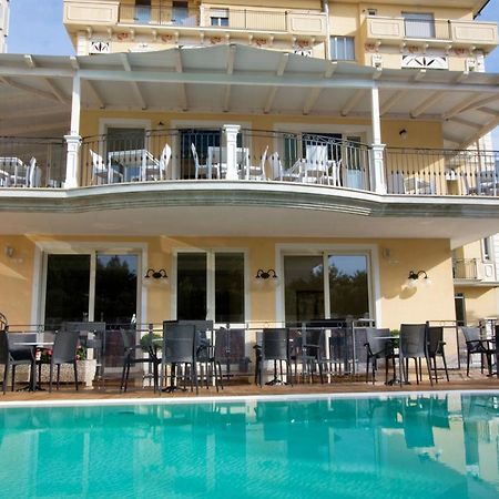 Hotel Mocambo Piscina E Spiaggia Σαν Μπενεντέτο ντελ Τρόντο Εξωτερικό φωτογραφία