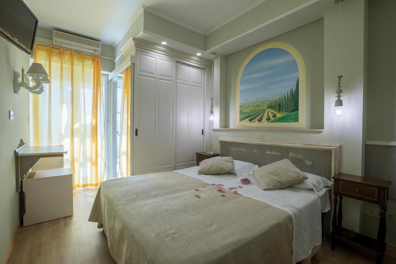 Hotel Mocambo Piscina E Spiaggia Σαν Μπενεντέτο ντελ Τρόντο Εξωτερικό φωτογραφία